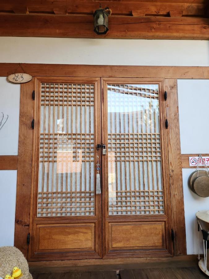 Beautiful House Hotel Jeonju Buitenkant foto