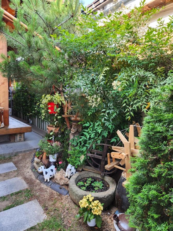 Beautiful House Hotel Jeonju Buitenkant foto