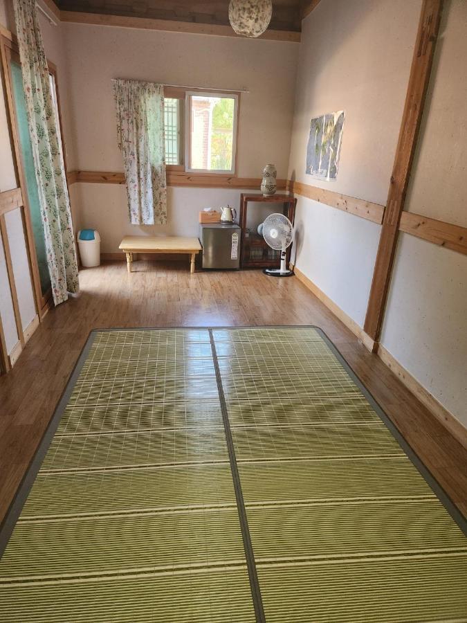 Beautiful House Hotel Jeonju Buitenkant foto