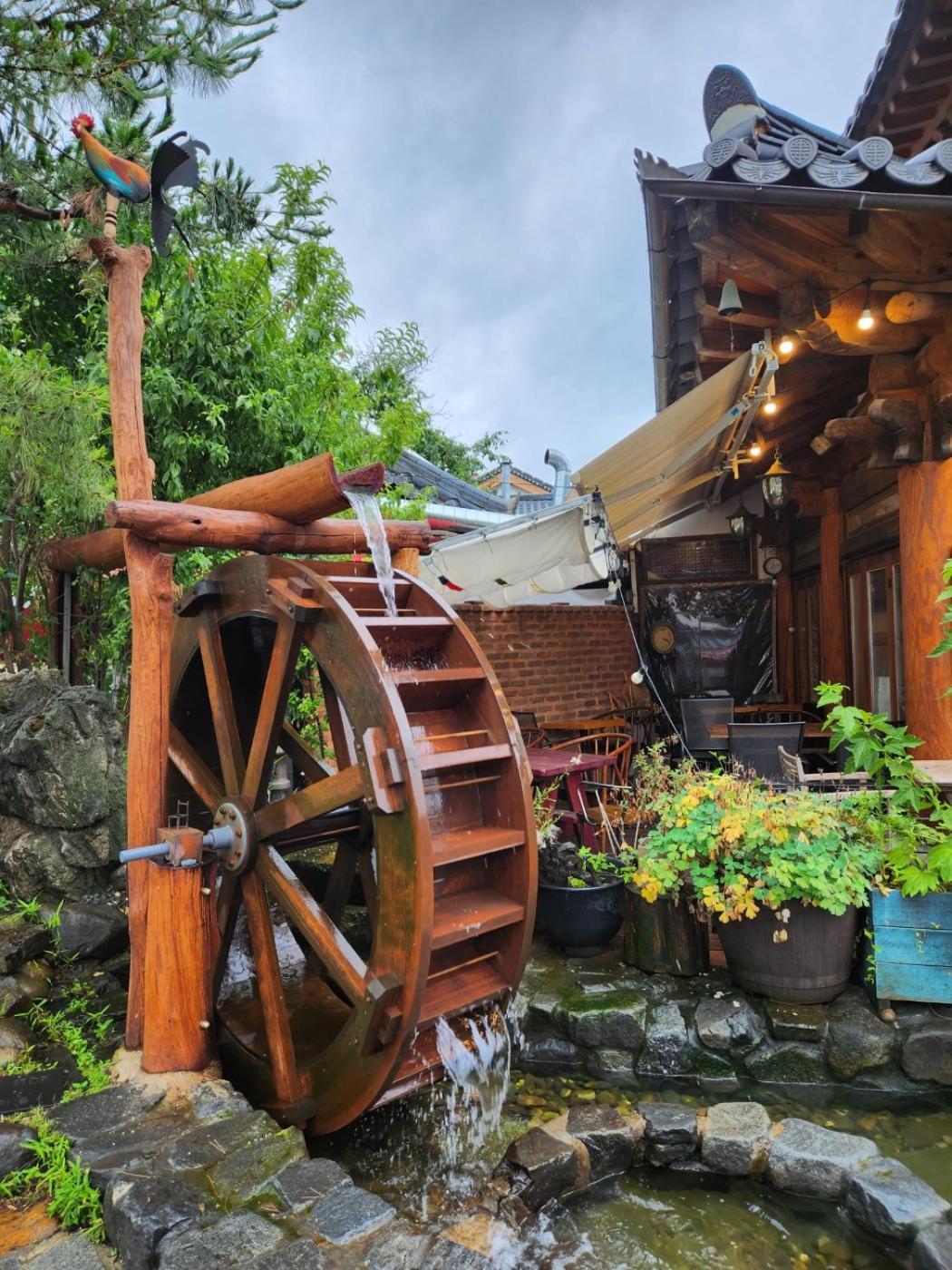 Beautiful House Hotel Jeonju Buitenkant foto