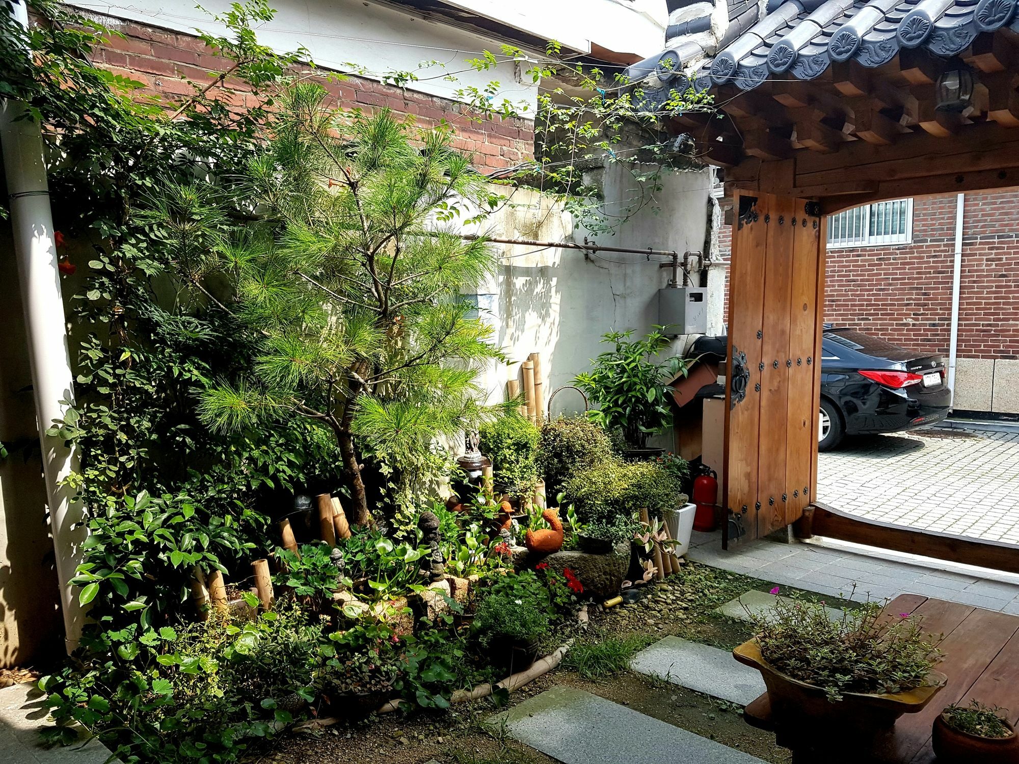 Beautiful House Hotel Jeonju Buitenkant foto